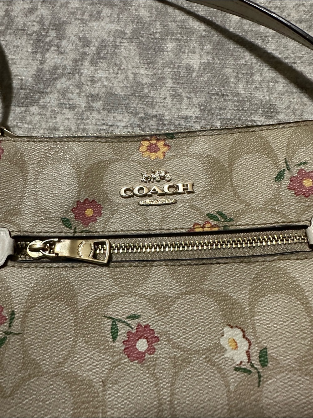 Coach Purse Floral Crossbody Bag Beige Cream Neutral Everyday Classic Leather - Picture 5 of 8